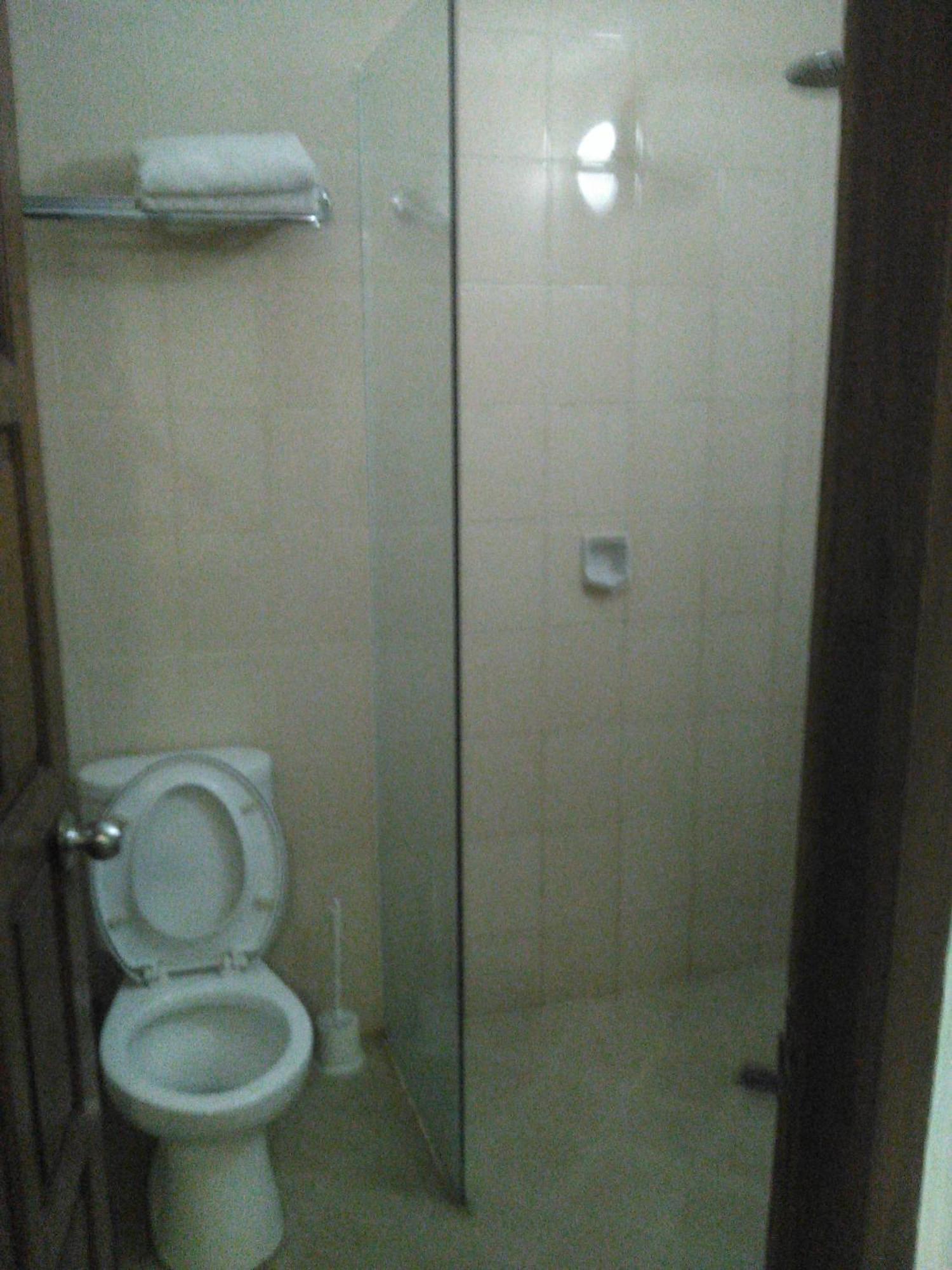 Bladok Hotel & Restaurant Джокьякарта Экстерьер фото